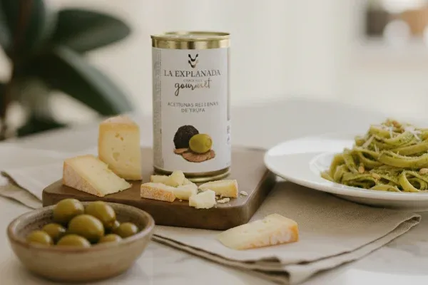 SECUNDARIA ACEITUNAS LA EXPLANADA _600x400_RELLENAS DE TRUFA_1.webp