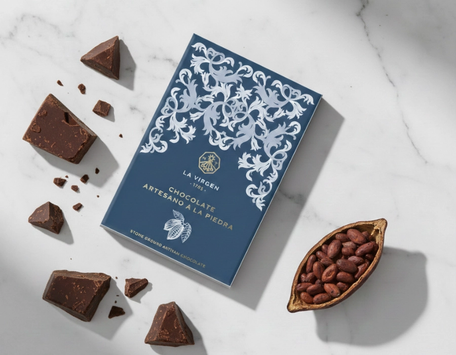Ambachtelijke op steen gemalen pure chocolade